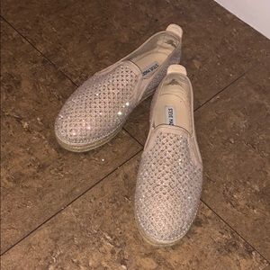 Brand new Steve Madden Pero Rhinestones shoes.